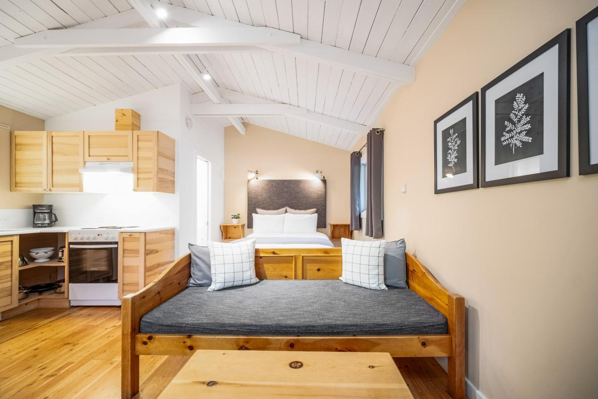 Sunwolf Riverside Cabins Brackendale Ruang foto